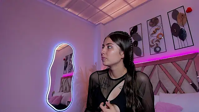 Mia Celeste1 online show from March 23, 7:07 pm