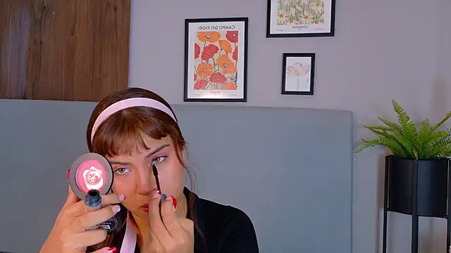 HelenaFoumier online show from March 31, 12:12 am