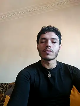 Thewildaliii0 online show from April 13, 1:38 pm