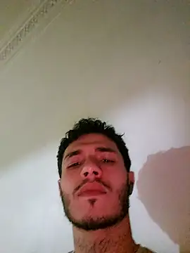 Thewildaliii0 online show from April 18, 12:47 am