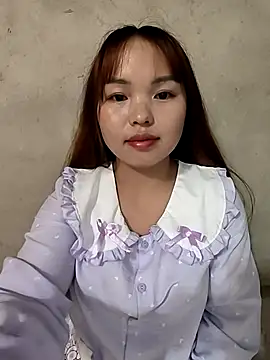 Mina xYx online show from May 3, 3:40 pm