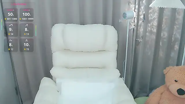 XI-XI-668 online show from April 4, 10:51 pm