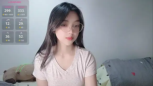 oblakitty  online show from March 23, 1:31 am