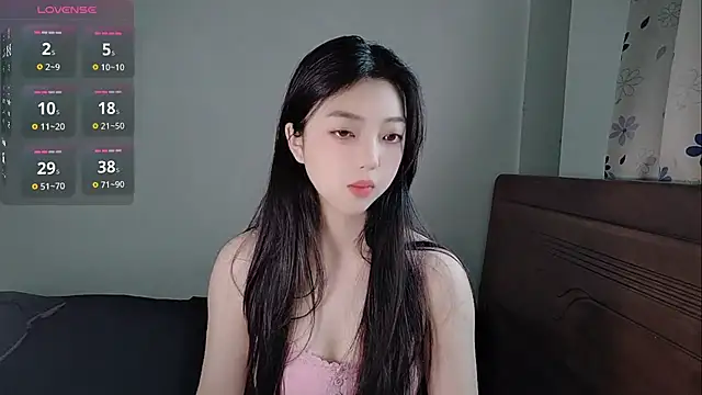 oblakitty  online show from April 8, 12:43 am