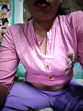 model seela online show from March 29, 3:34 pm