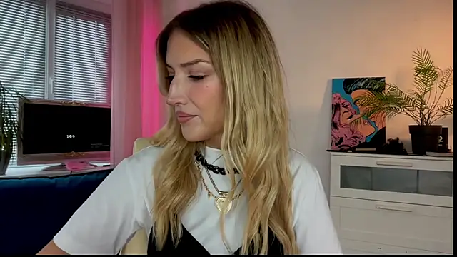 come here baby online show from March 25, 1:28 pm