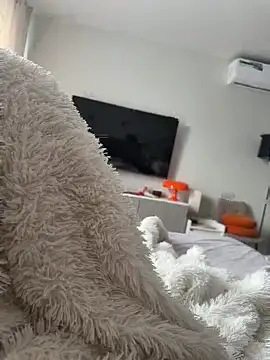 Nicolekira online show from April 26, 7:06 am