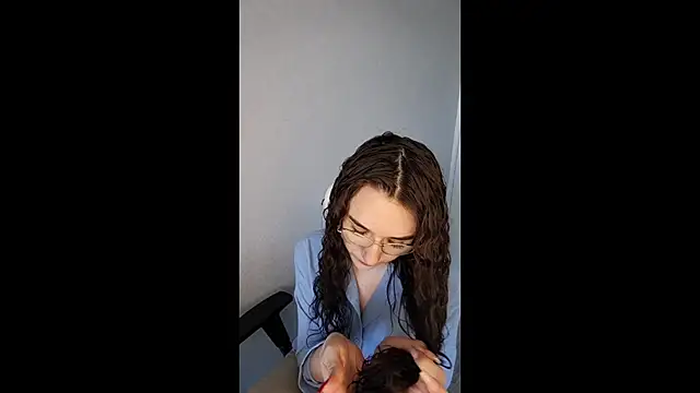 LaritaTocchio online show from April 14, 7:14 am