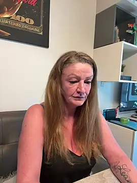 Milf-Gabi online show from May 25, 1:06 pm