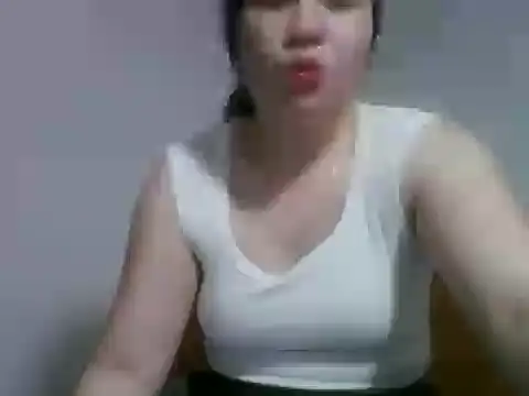 Snapshot of Tits28-2 chatting on May 14, 2:51 am Tits28-2 online show from May 14, 2:51 am