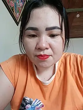 Snapshot of Tits28-2 chatting on May 22, 12:51 am Tits28-2 online show from May 22, 12:51 am