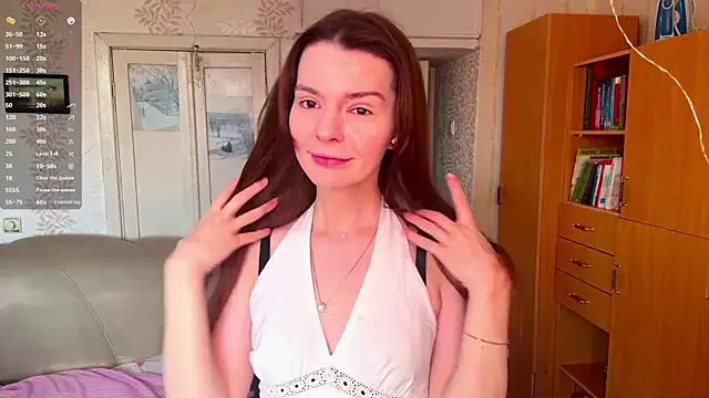 AnnWaddie online show from April 16, 6:58 am