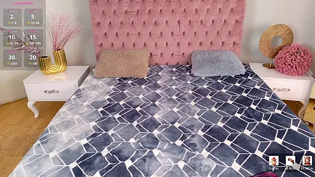 Eloises online show from April 11, 6:40 am