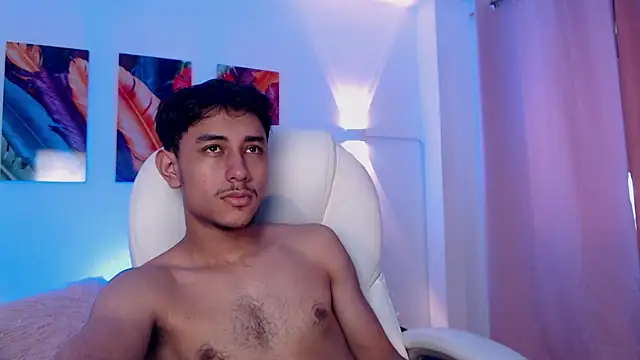 Vezzx online show from March 26, 7:52 pm