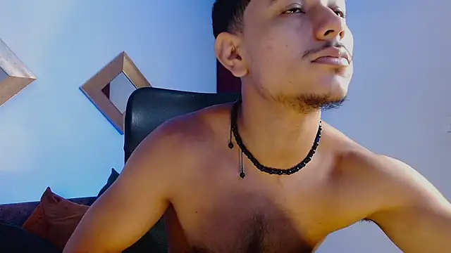 Vezzx online show from April 15, 6:48 pm