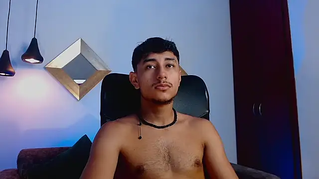 Vezzx online show from April 16, 6:52 pm