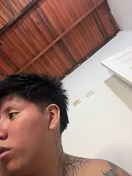 Trixie pop online show from March 27, 1:00 am