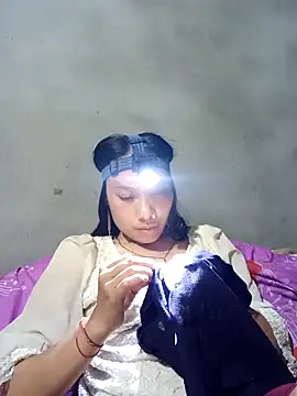 Leiley 98 online show from April 3, 1:31 pm