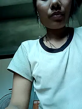 Leiley 98 online show from April 6, 4:10 am