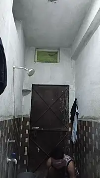 xyz 2giT online show from March 21, 10:53 am