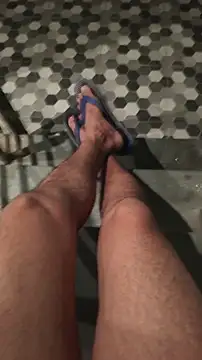 xyz 2giT online show from April 3, 6:17 pm