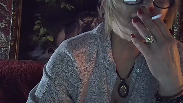 Lia Rayss online show from March 22, 8:56 pm