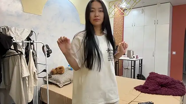 SinaGervasi online show from April 13, 11:59 am