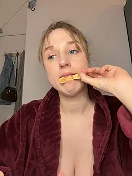 bimboiiii online show from March 26, 9:20 pm