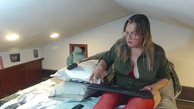 Malu 617 online show from March 28, 12:54 am