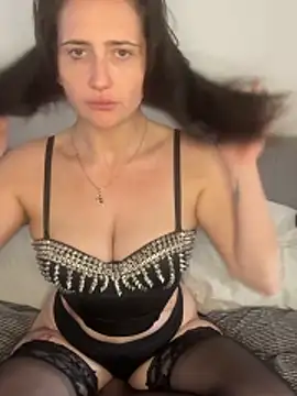 Siren  xxx online show from June 7, 2:32 pm