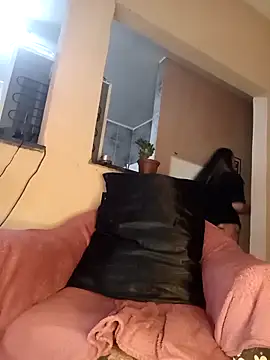 lua-bfly online show from April 4, 11:35 pm