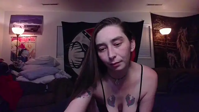 KittieeKat1 online show from May 7, 3:45 am