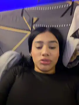Snapshot of AlisonBeltran1 chatting on June 9, 4:13 am AlisonBeltran1 online show from June 9, 4:13 am