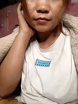 maymay121 online show from March 18, 8:12 pm