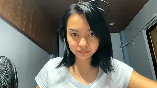 NoreenPierotti online show from April 1, 1:01 pm