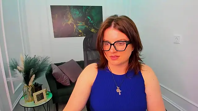 AmeliaDateri online show from April 7, 7:14 pm