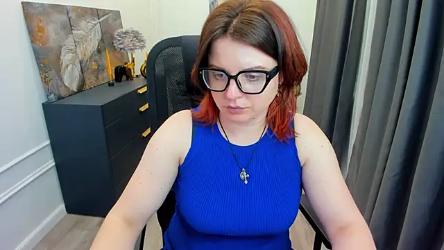 AmeliaDateri online show from April 15, 11:39 am