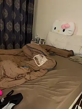 Xiaozuzongo1 online show from March 30, 12:17 pm