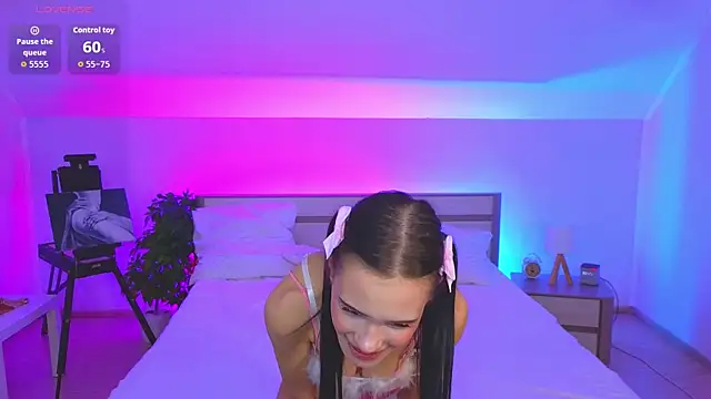 Deibora online show from April 16, 11:00 am