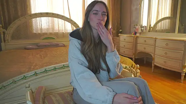 AlinaGach online show from April 2, 3:26 am