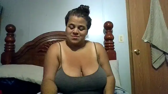 Celestee6969 online show from April 18, 1:09 am