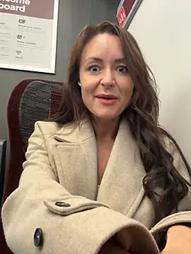 skarletthorne online show from April 14, 4:24 pm