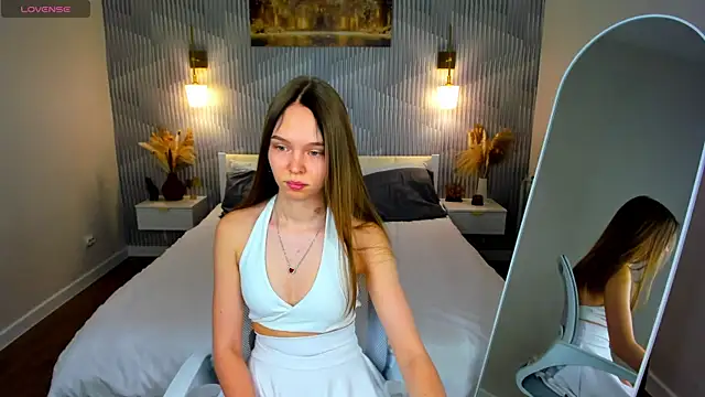 Sofa Vleifo online show from March 27, 1:22 am