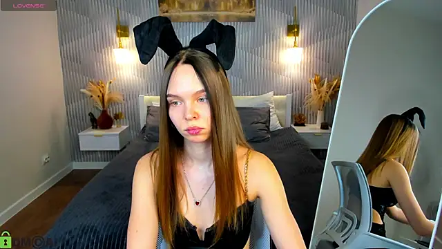 Sofa Vleifo online show from April 1, 1:28 am