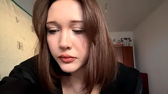 kiravings online show from April 4, 2:25 pm