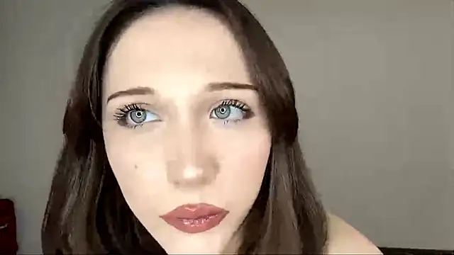 kiravings online show from April 13, 12:43 pm