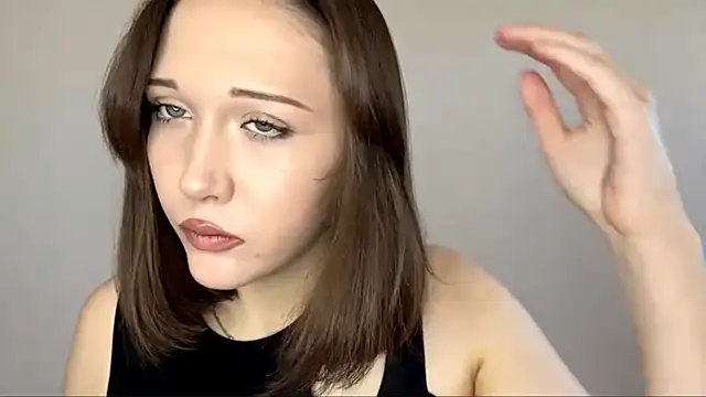 kiravings online show from April 16, 12:50 pm