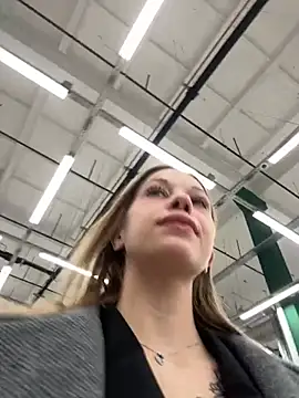 Olivia Jemison online show from March 29, 8:03 am