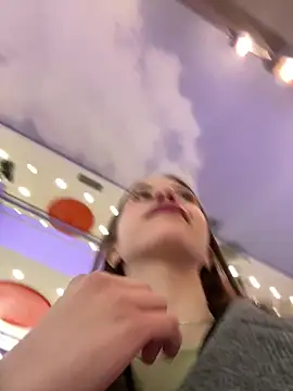 Olivia Jemison online show from April 11, 7:45 am