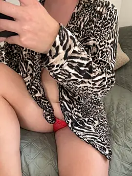 franci 22 online show from March 20, 10:53 am